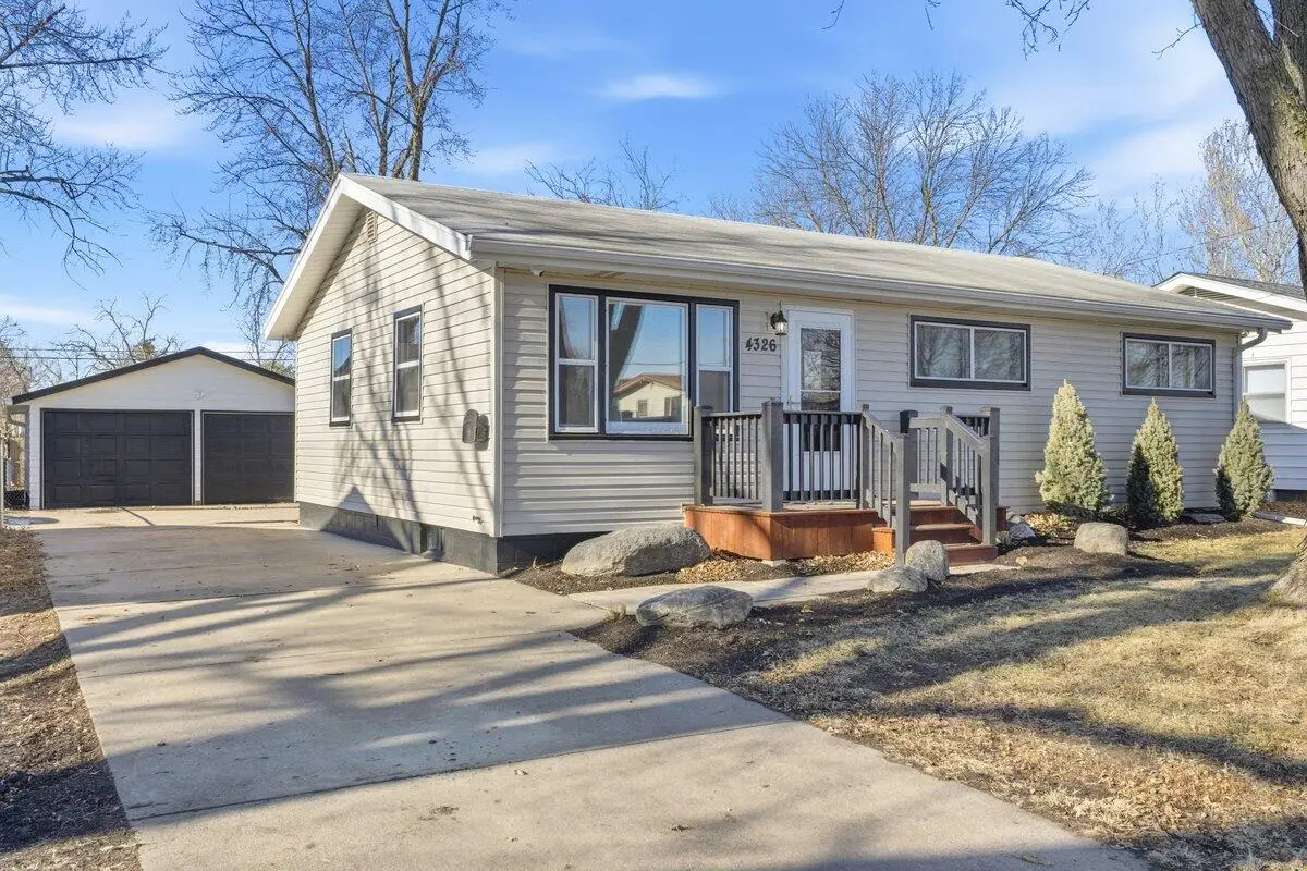4326 N 15th Street, Carter Lake, IA 51510 - Image #1