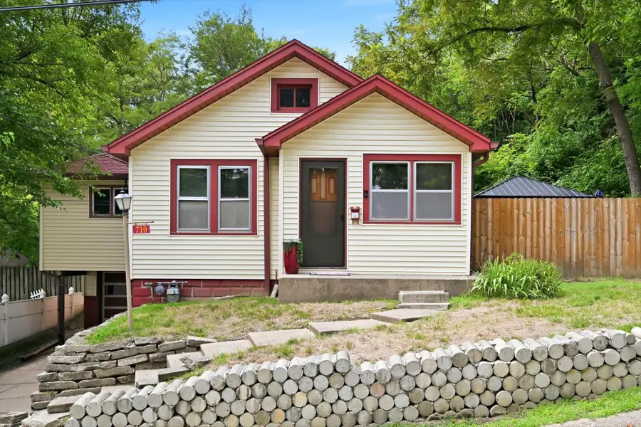 710 Cook Avenue, Council Bluffs, IA 51503 - #3
