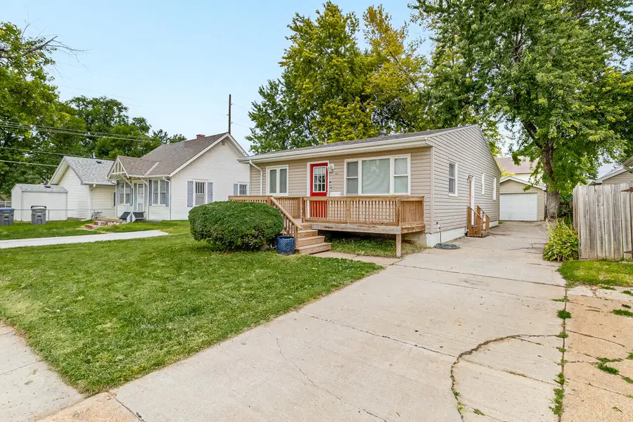 2826 Avenue C, Council Bluffs, IA 51501 - #3