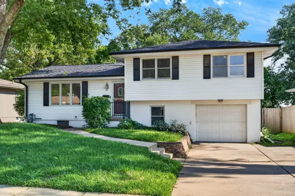 28 Crestwood Drive, COUNCIL BLUFFS, IA 51503