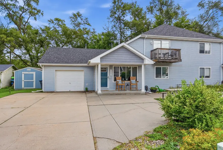 5221 Navajo Street, Council Bluffs, IA 51501 - #2