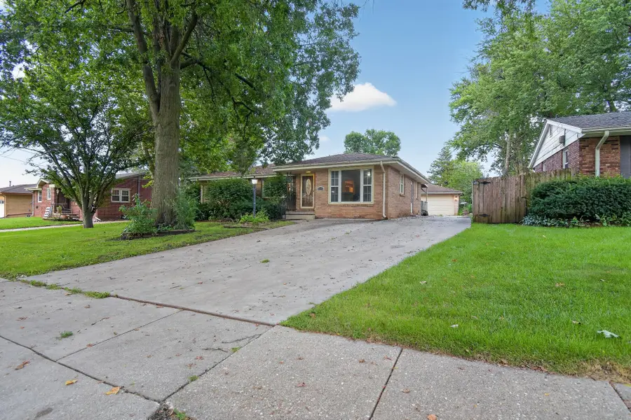 5719 SW 14th Street, Des Moines, IA 50315 - #2