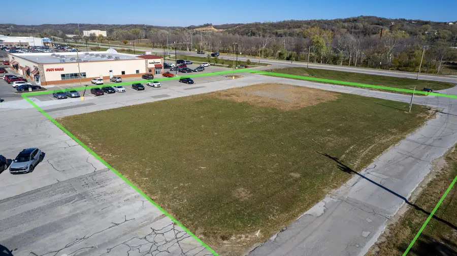 1702 N 16th Street, Council Bluffs, IA 51501 - #3