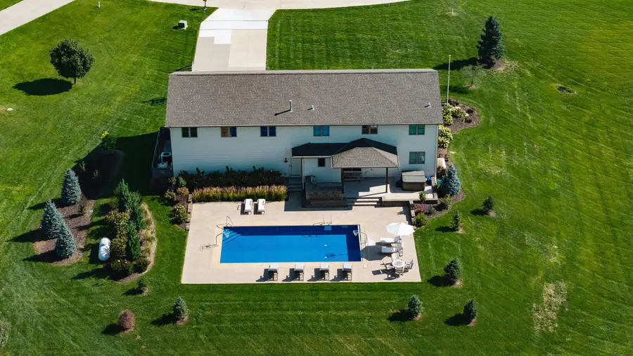 22151 Bret Loop, Underwood, IA 51576 - #2