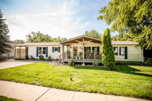911 Coolidge Street, GLENWOOD, IA 51534