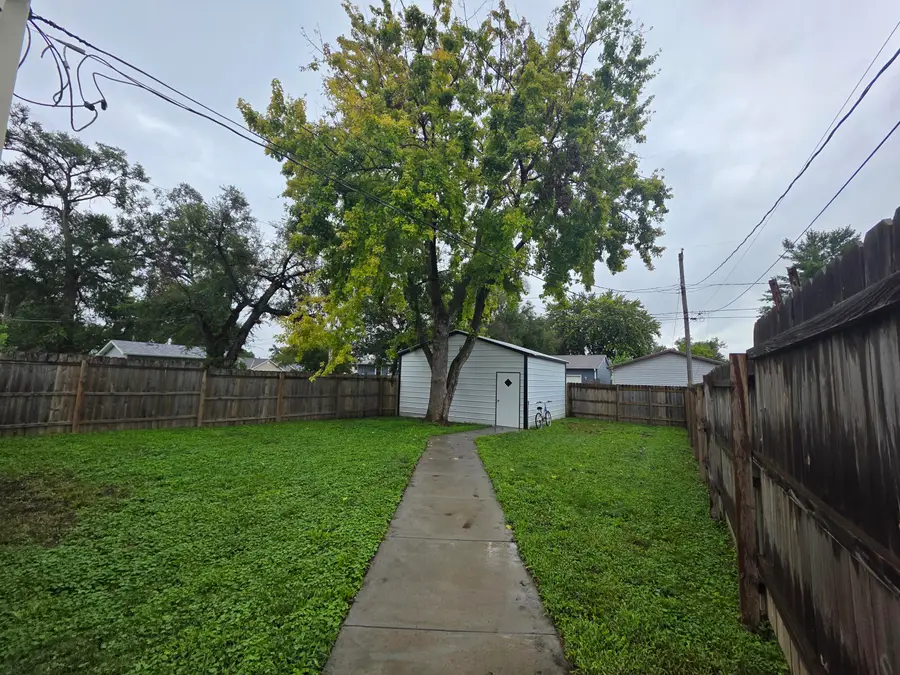 2711 6th Avenue, Council Bluffs, IA 51501 - #2