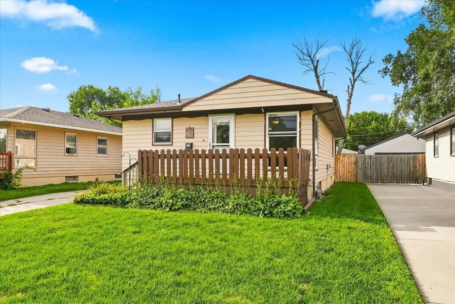 2117 Avenue L, Council Bluffs, IA 51501 - #3