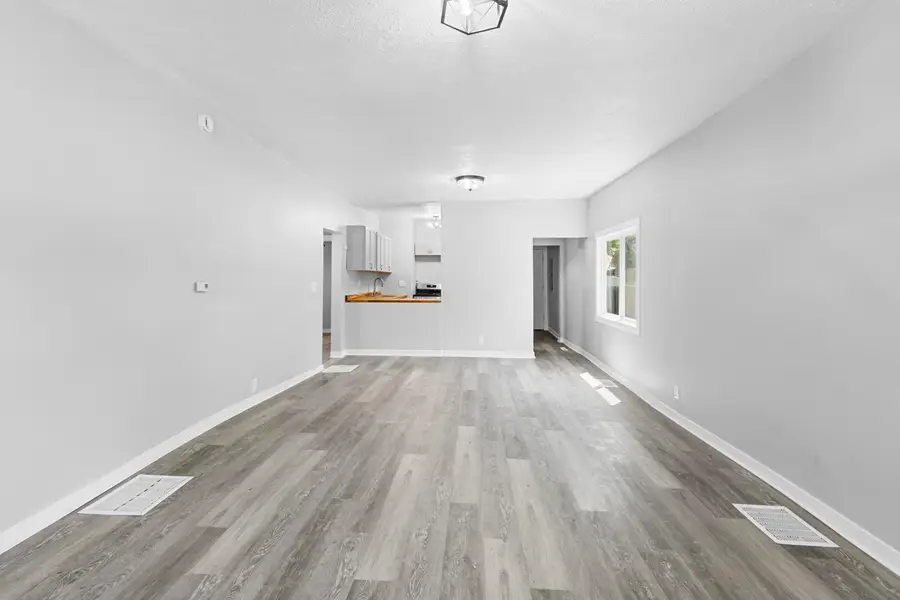315 N 9th Street, Council Bluffs, IA 51503 - #3