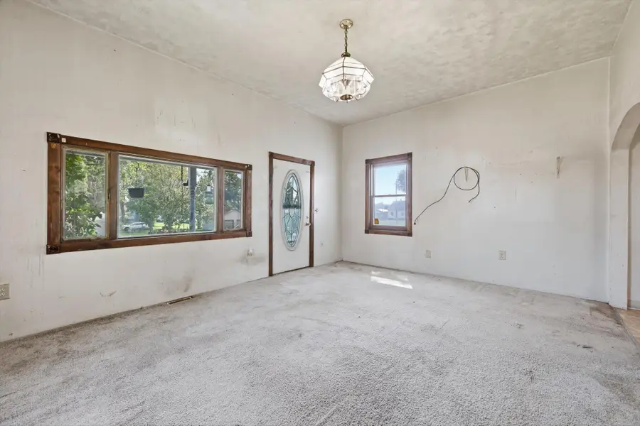 110 2nd Avenue, Underwood, IA 51576 - #3