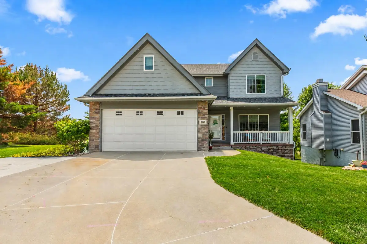 4921 Spring Circle, Council Bluffs, IA 51503 - #1