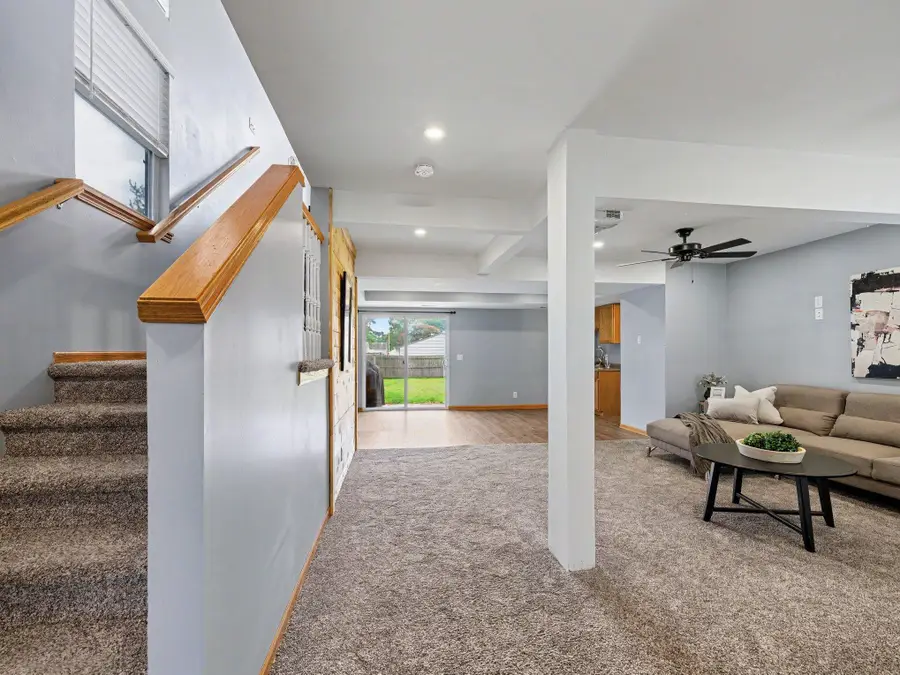 3011 Avenue H, Council Bluffs, IA 51501 - #3