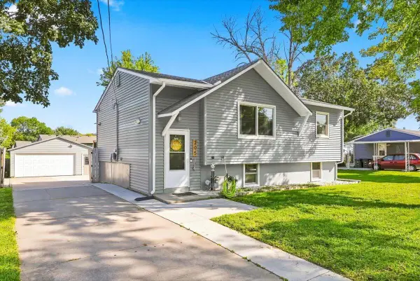 205 Greenhaven Road, COUNCIL BLUFFS, IA 51503