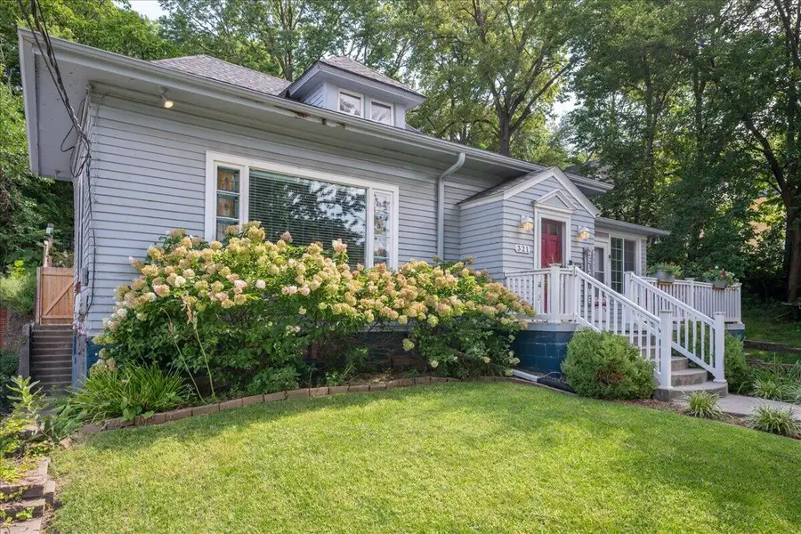 321 Park Avenue, Council Bluffs, IA 51503 - #2