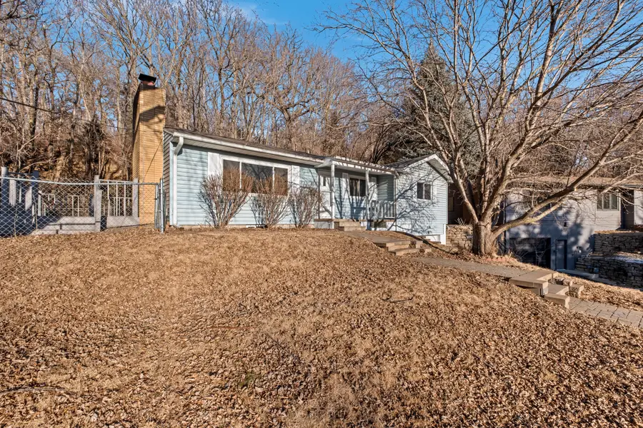 855 Oak Park Road, Council Bluffs, IA 51503 - Image #2