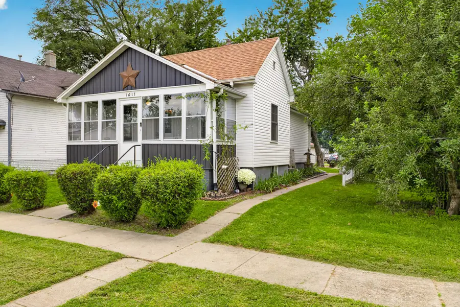 1617 15th Avenue, Council Bluffs, IA 51501 - #2