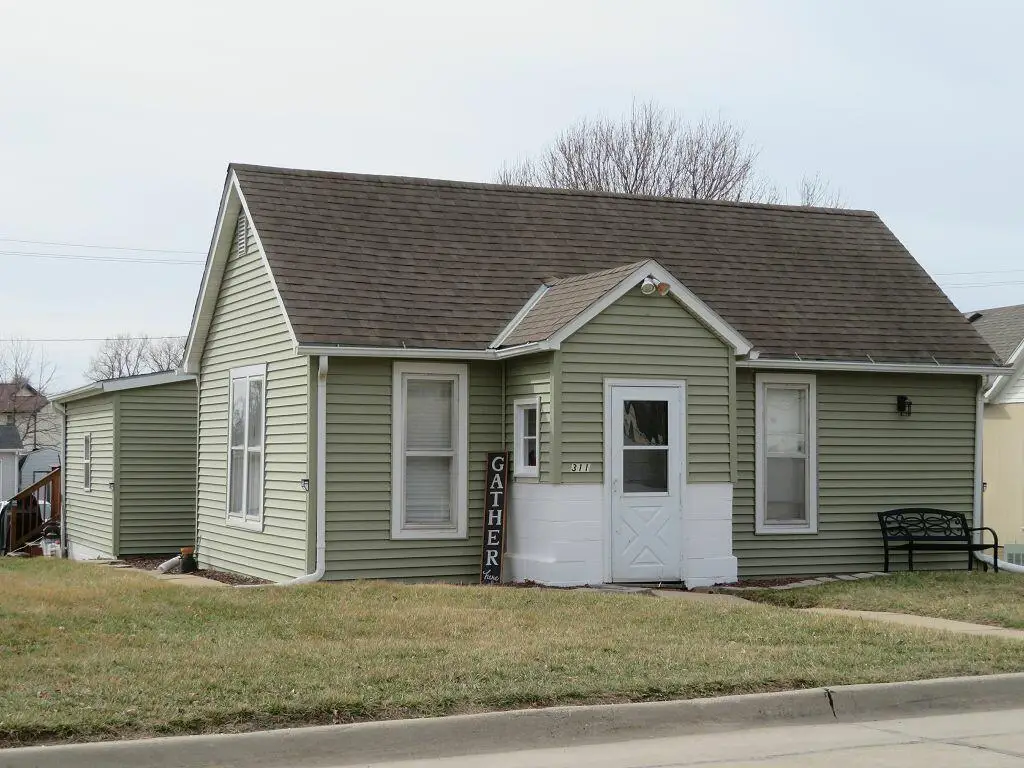 311 4th Street, Underwood, IA 51576 - #1
