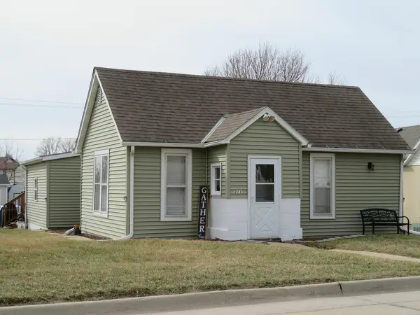 311 4th Street, UNDERWOOD, IA 51576