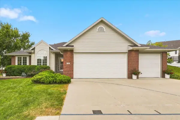 101 Garwin Circle, COUNCIL BLUFFS, IA 51503