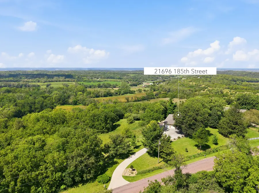 21696 185th Street, Council Bluffs, IA 51503 - #2