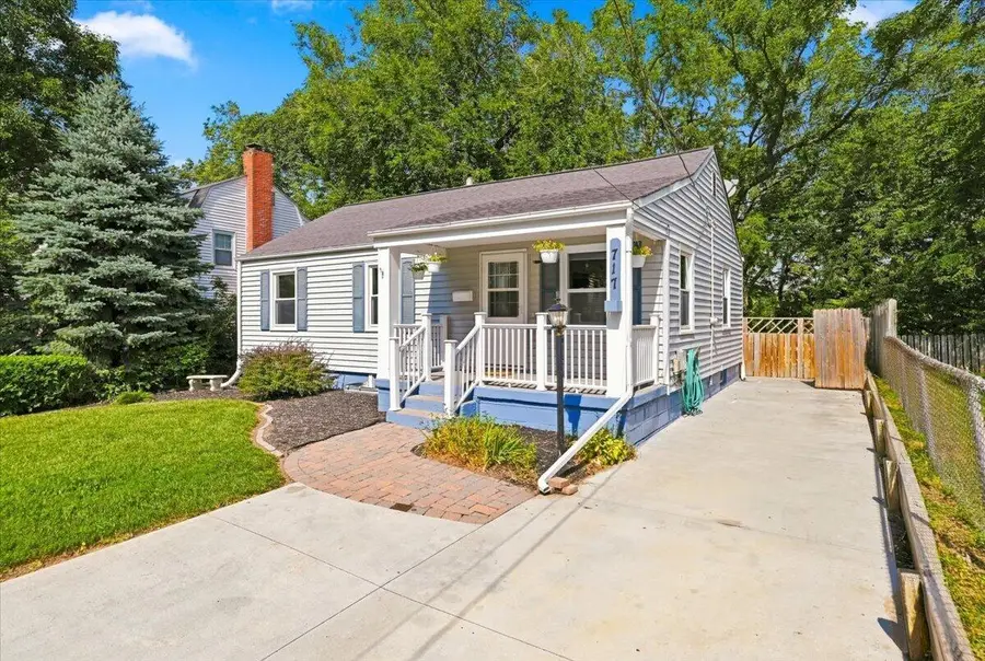 717 Grace Street, Council Bluffs, IA 51503 - #2