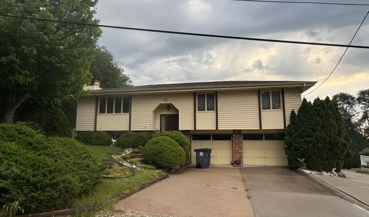 2307 Lockwood Place, Council Bluffs, IA 51503 - #1