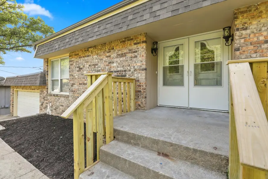 350 Skyline Drive, Council Bluffs, IA 51503 - #2