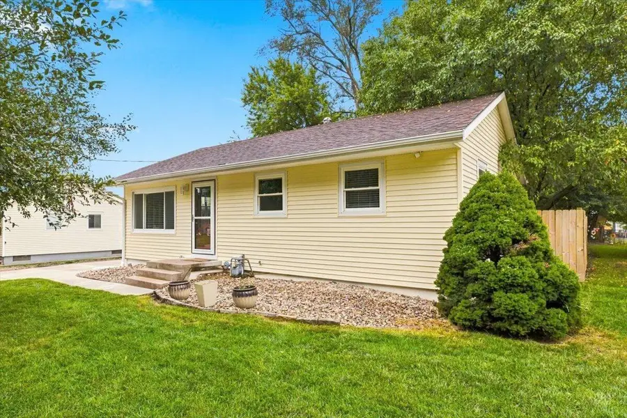 110 Robin Road, Council Bluffs, IA 51503 - #2
