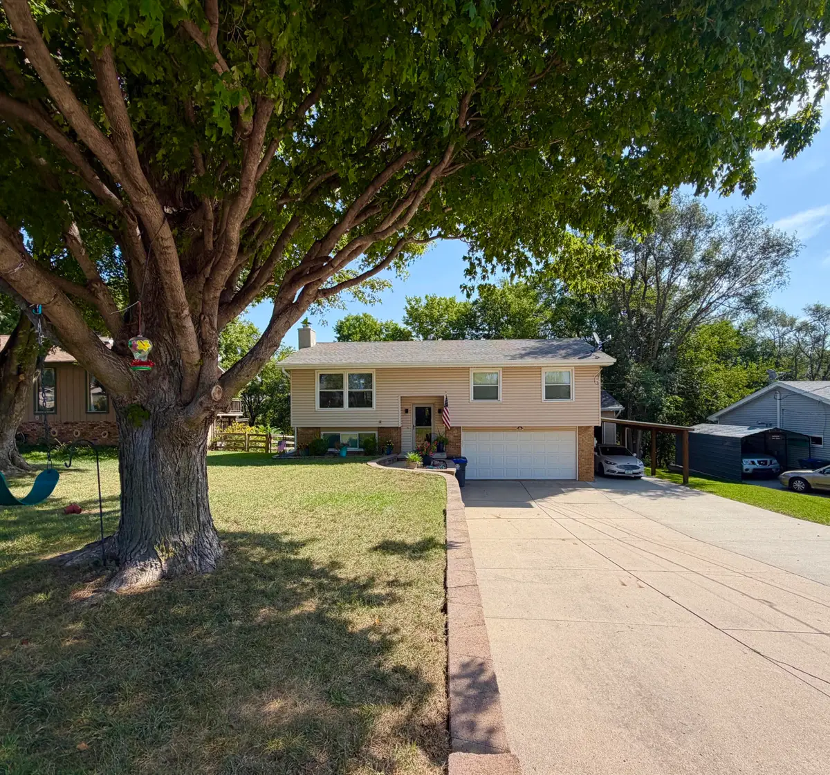 1507 Indian Hills Road, Council Bluffs, IA 51503 - #1