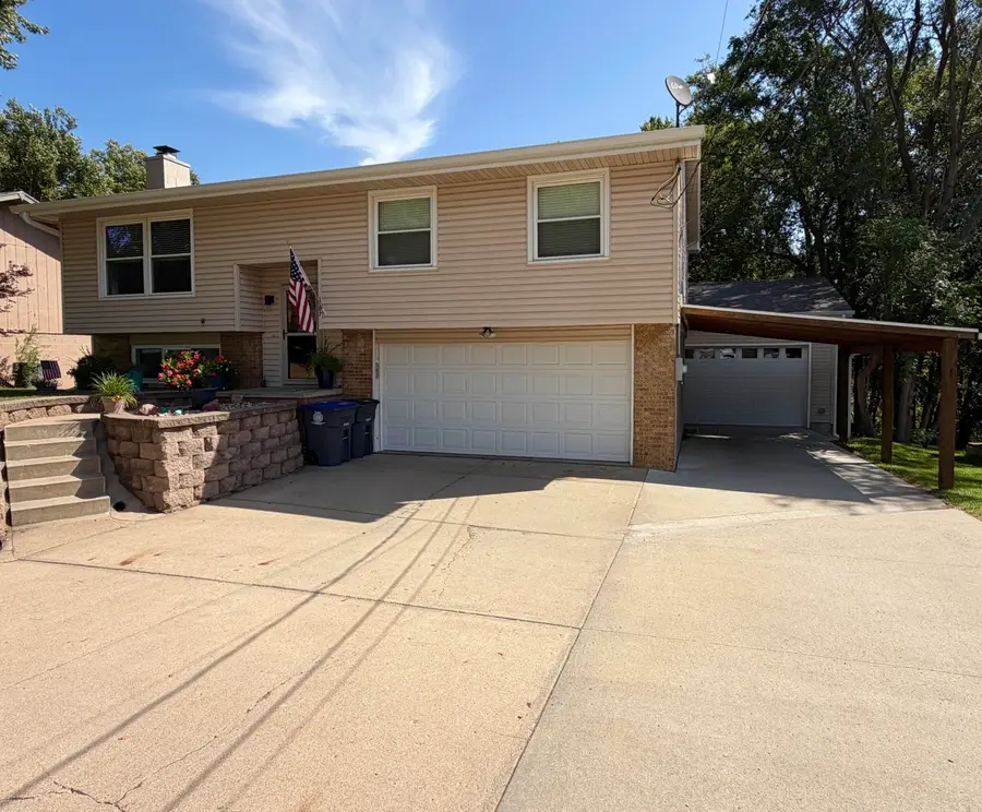 1507 Indian Hills Road, Council Bluffs, IA 51503 - #3