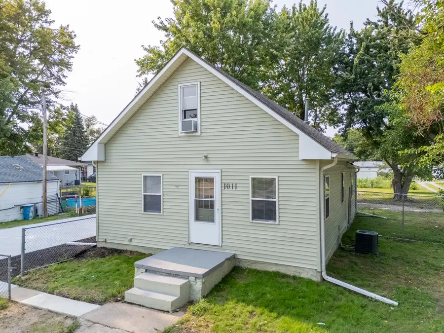 1011 24th Avenue, Council Bluffs, IA 51501 - #3