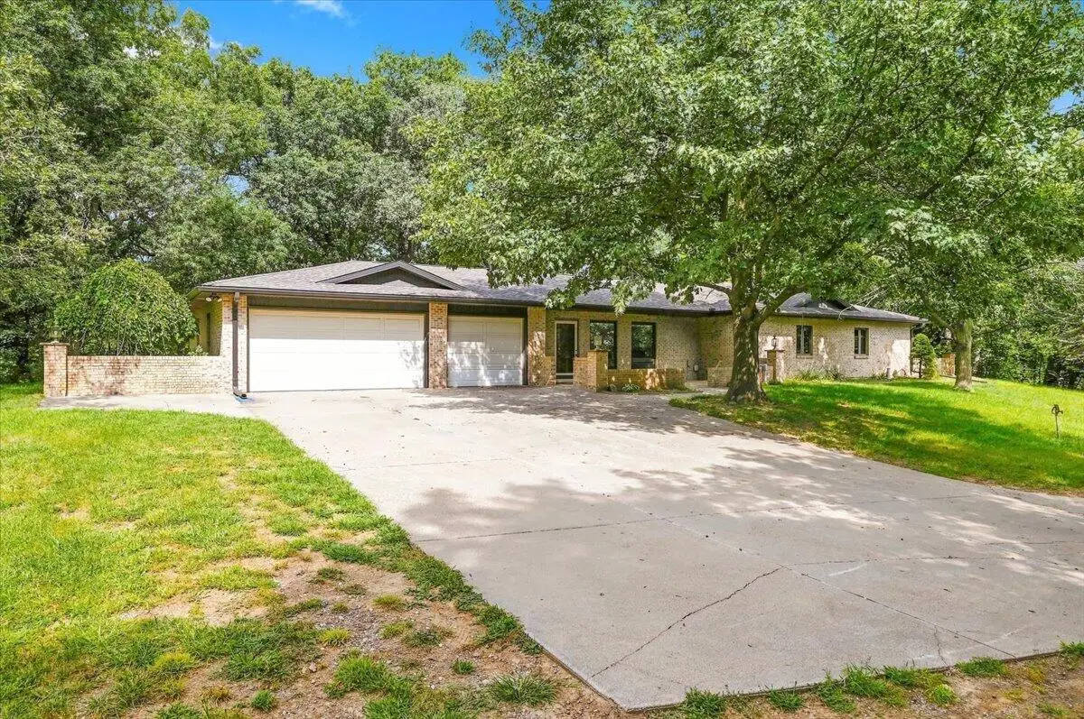 19643 Birdsley Road, Council Bluffs, IA 51503 - #1