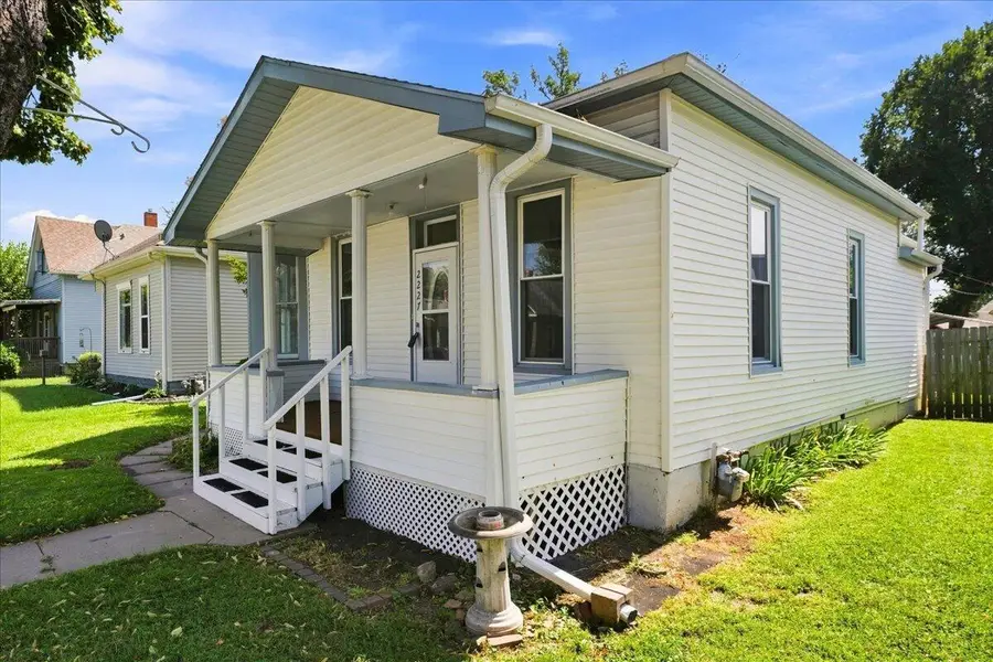 2227 Avenue E, Council Bluffs, IA 51501 - #2