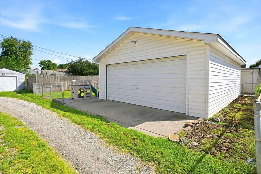 3330 Avenue C, Council Bluffs, IA 51501 - #2