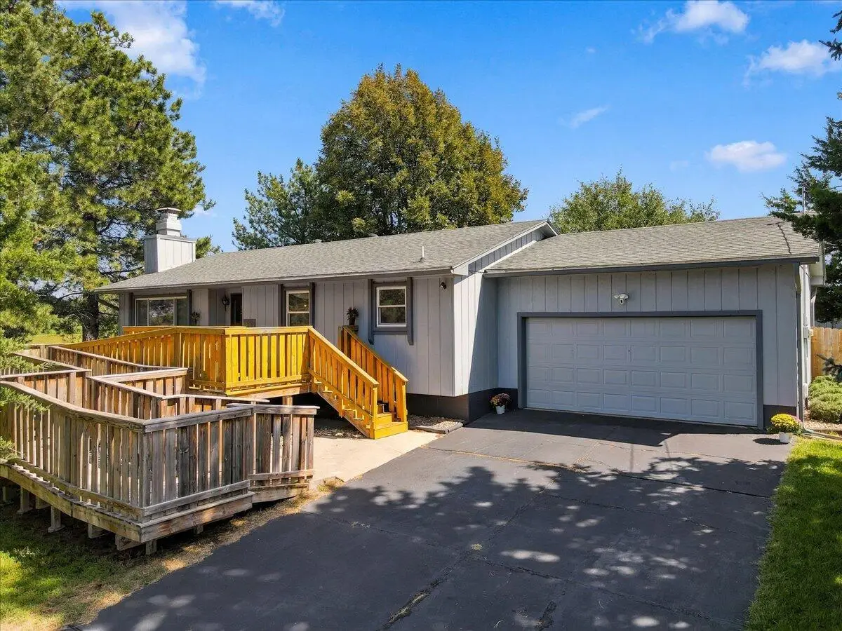 14651 Meadowbrook Lane, Council Bluffs, IA 51503 - #1