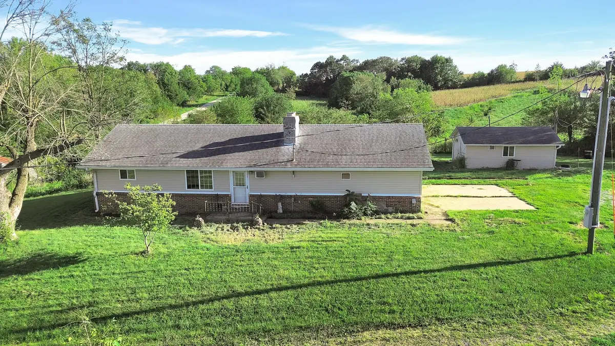 3013 Sherwood Avenue, Jackson, IA 50836 - #1