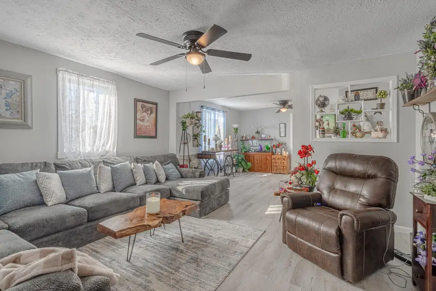 550 N 32nd Street, Council Bluffs, IA 51501 - #2