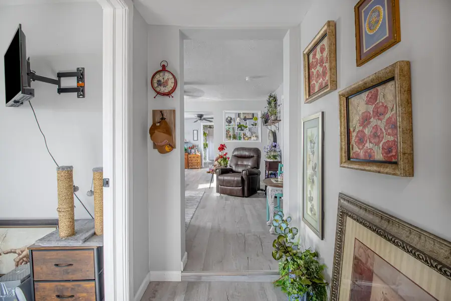 550 N 32nd Street, Council Bluffs, IA 51501 - #3