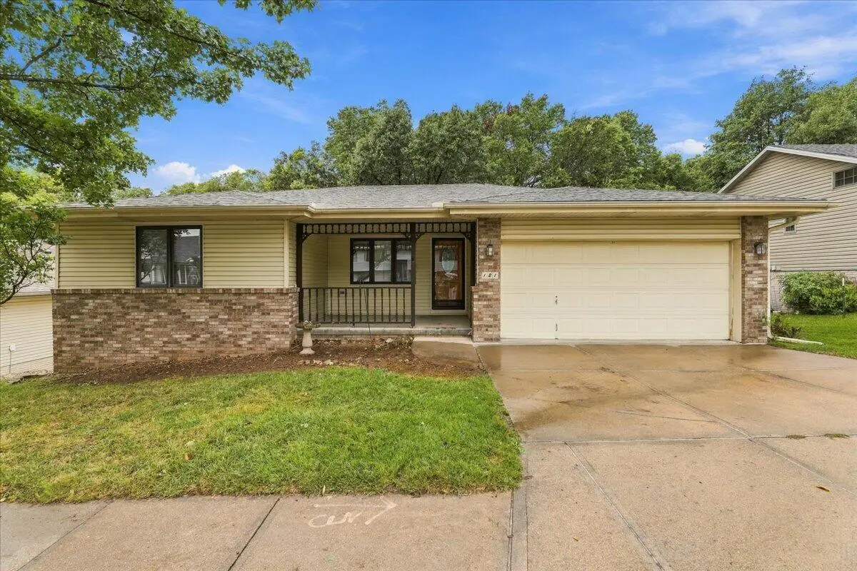 121 Sunny Ridge Drive, Council Bluffs, IA 51503 - #1