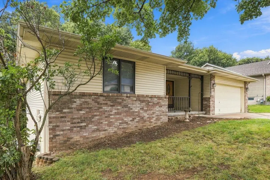 121 Sunny Ridge Drive, Council Bluffs, IA 51503 - #3