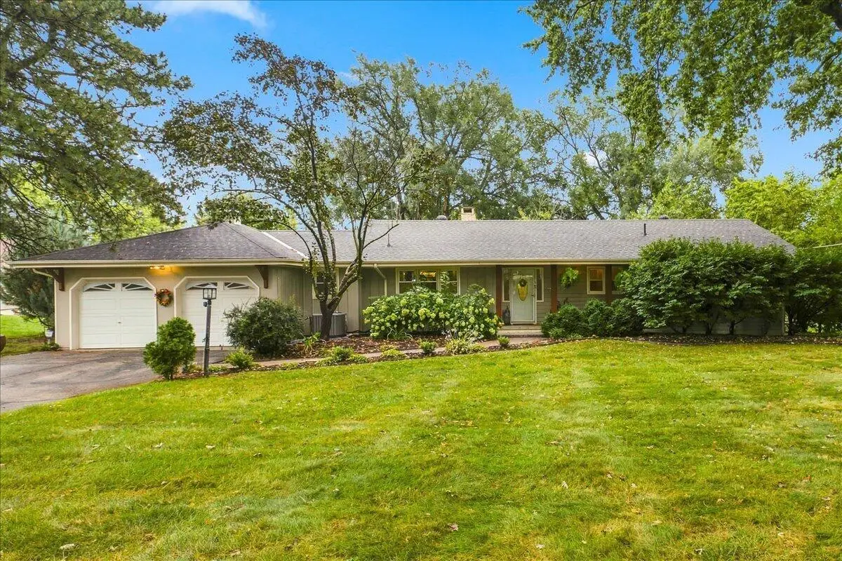 137 Brentwood, Council Bluffs, IA 51503 - #1