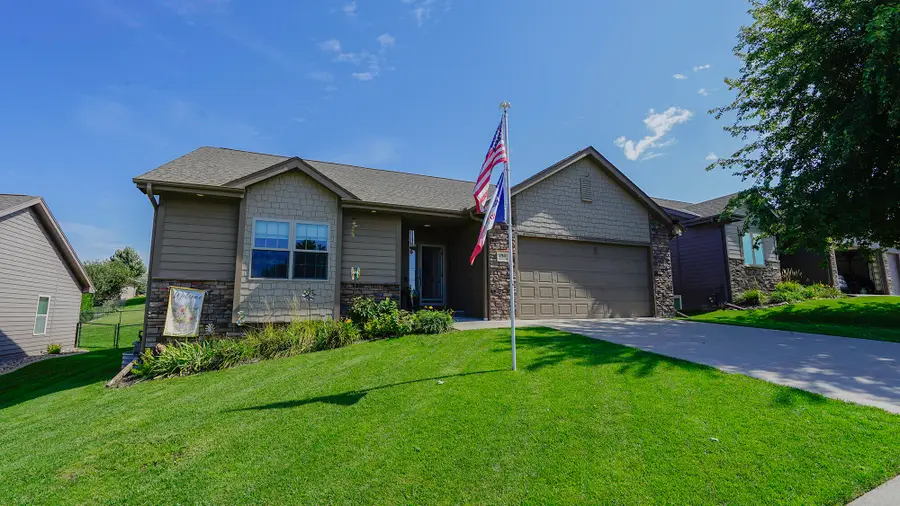 1311 N Larchmont Drive, Council Bluffs, IA 51503 - #3