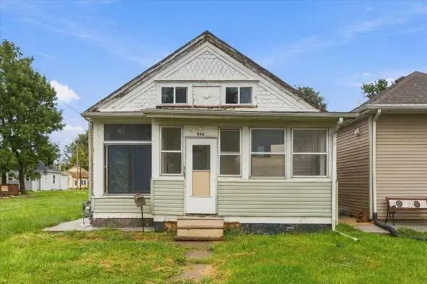 614 W Washington Avenue, COUNCIL BLUFFS, IA 51503