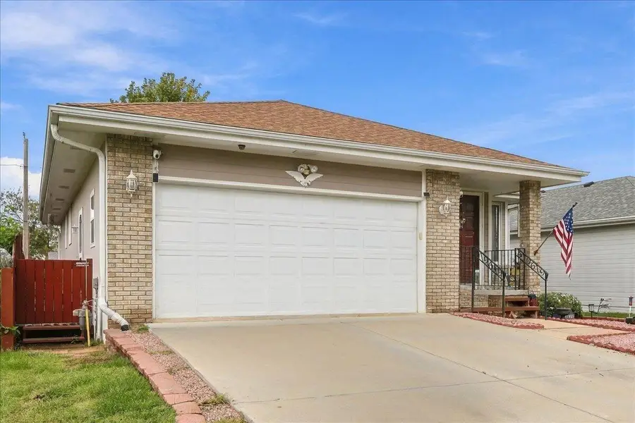 3454 Avenue F, Council Bluffs, IA 51501 - #2