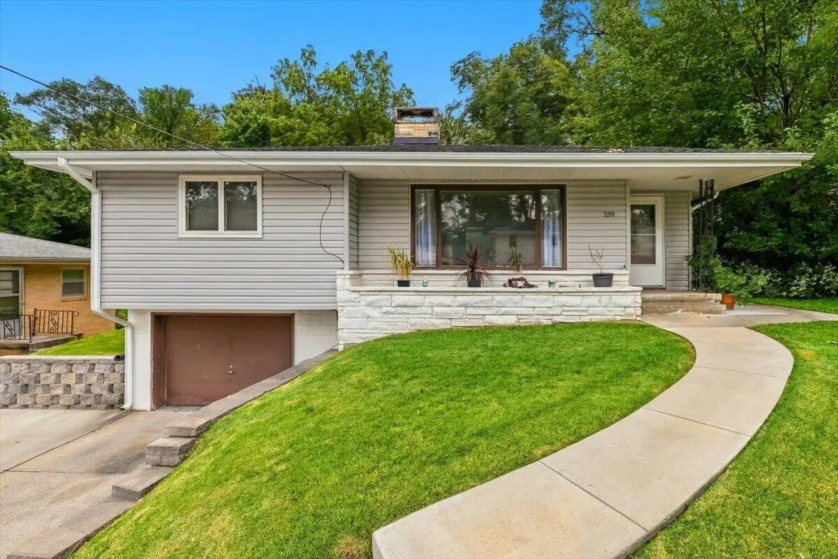 139 Happy Hollow Boulevard, Council Bluffs, IA 51503 - #1