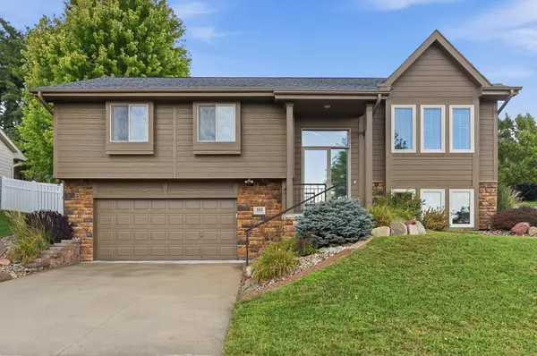 302 Carly Circle, COUNCIL BLUFFS, IA 51503