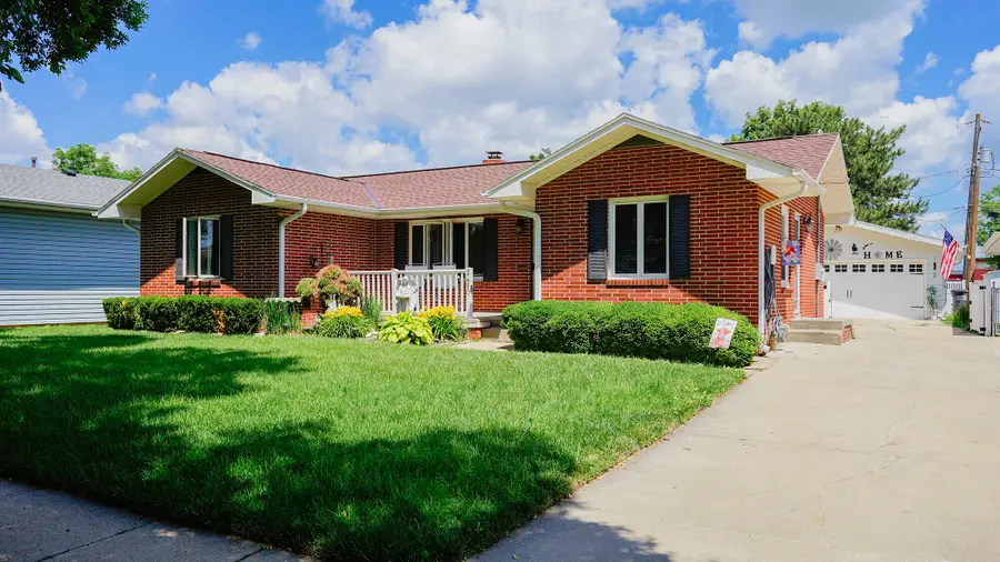 2450 Avenue I, Council Bluffs, IA 51501 - #3