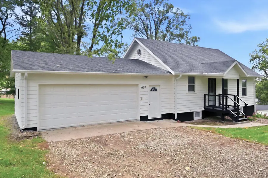 607 Oak Street, Moorhead, IA 51558 - #3