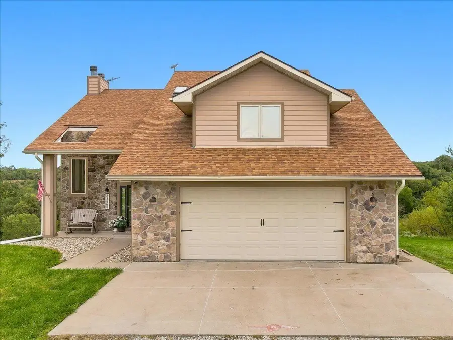 33859 168th Street, Honey Creek, IA 51542 - #2