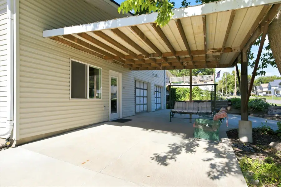 417 N 6th Street, Missouri Valley, IA 51555 - #3