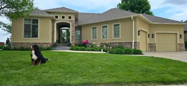 1016 Shoal Drive, CARTER LAKE, IA 51510